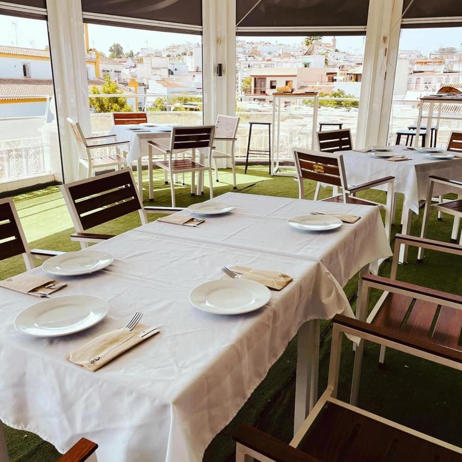 Novo Apartahotel & Restaurante Las Cabezas de San Juan Luaran gambar